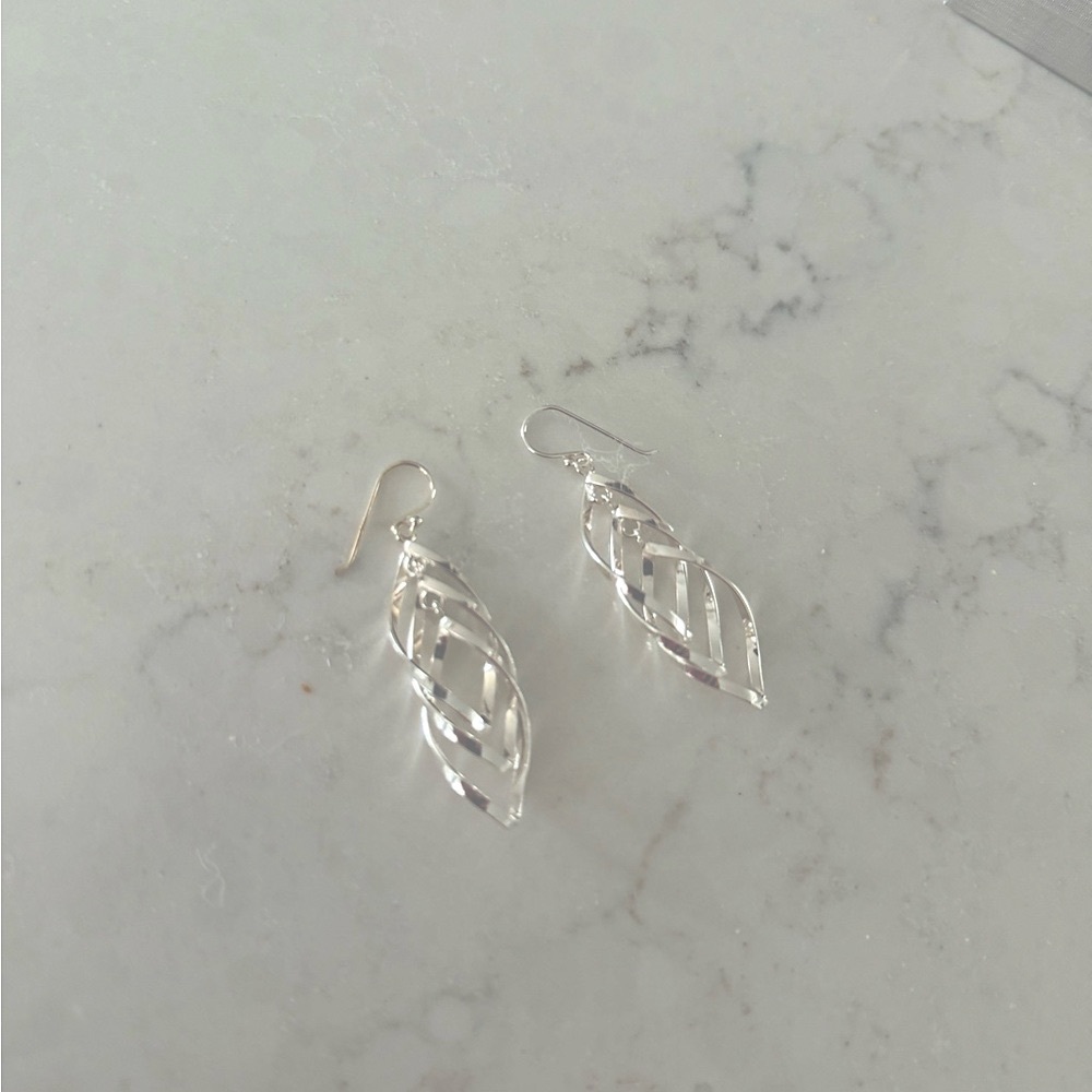 Elegant Silver Leaf Earrings